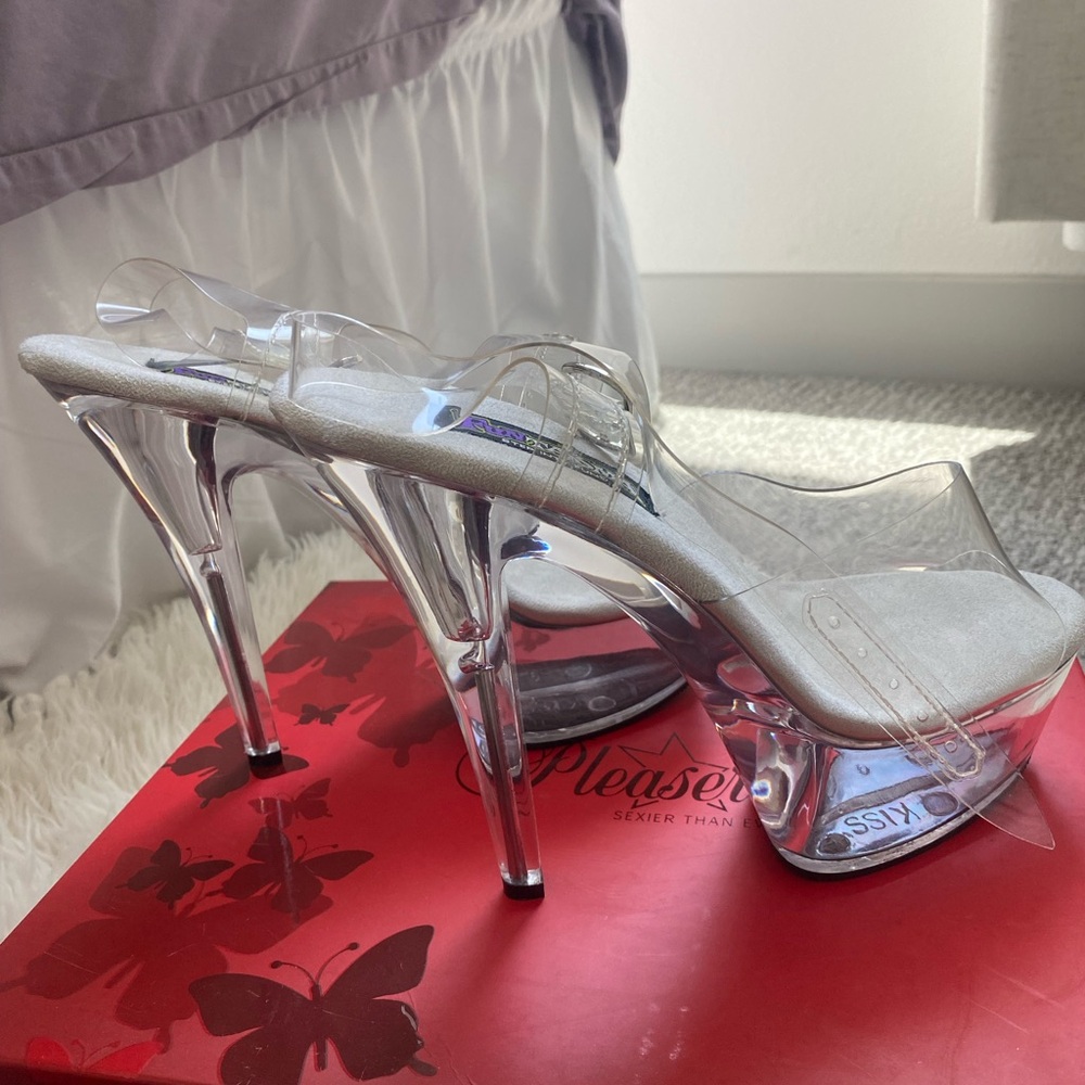 Please shoes FunTaisma Brand new
